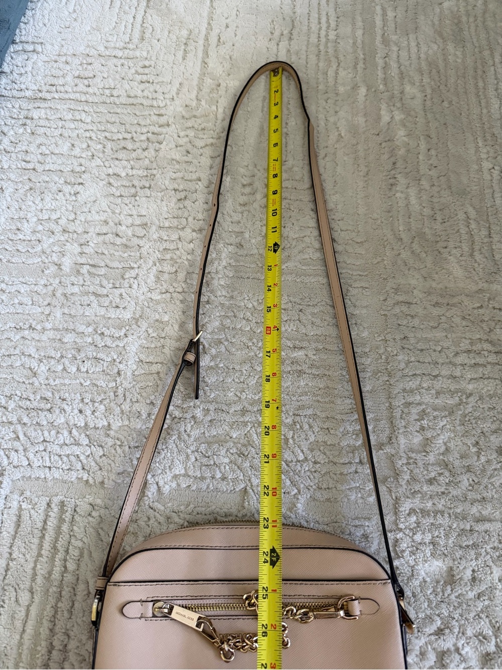 Michael Kors Blush Pink Crossbody with Gold Chain Detail - Picture 13 of 13
